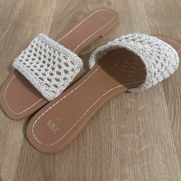 Zara Sandals W8 (39) - Picture 3 of 4